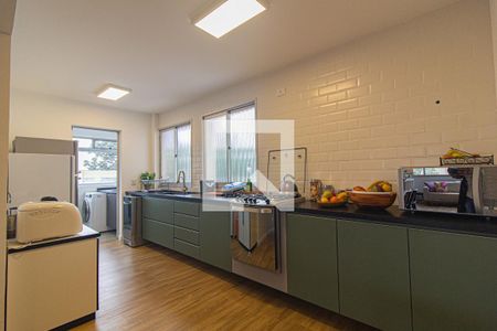 Apartamento para alugar com 180m², 2 quartos e 2 vagasCozinha