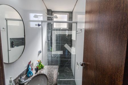 Banheiro Social 1 de apartamento à venda com 4 quartos, 180m² em Fernão Dias, Belo Horizonte