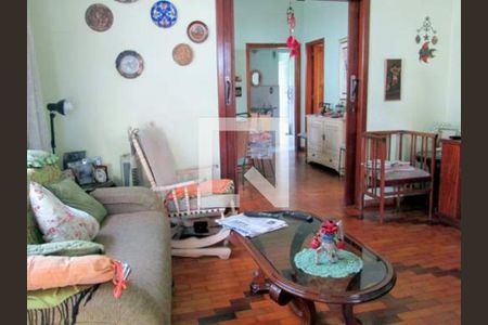 Casa à venda com 7 quartos, 258m² em Santa Tereza, Belo Horizonte