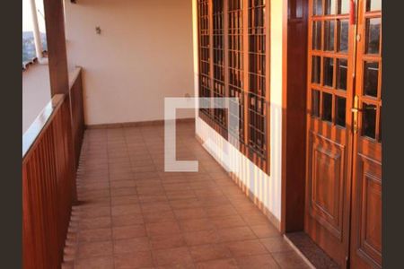 Casa à venda com 4 quartos, 293m² em Pirajá, Belo Horizonte