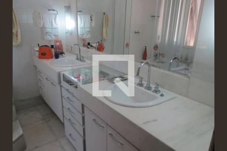 Casa de condomínio à venda com 909m², 6 quartos e 6 vagas