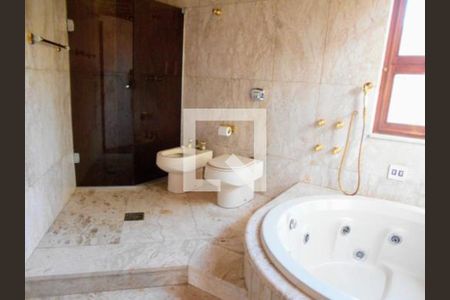 Casa de condomínio à venda com 675m², 6 quartos e 6 vagas