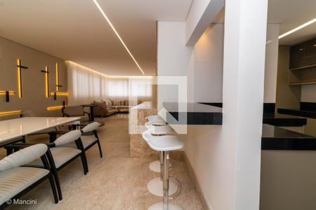 Apartamento à venda com 4 quartos, 205m² em Lourdes, Belo Horizonte