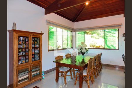 Casa de Condomínio à venda com 5 quartos, 800m² em Jardins, Brumadinho