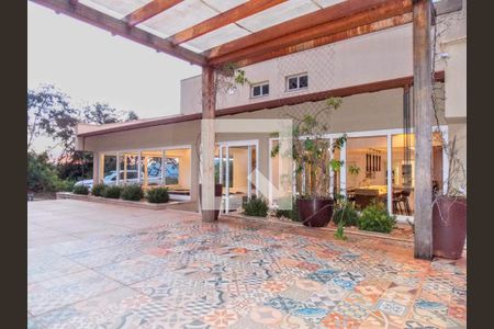 Casa de condomínio à venda com 723m², 5 quartos e 4 vagas