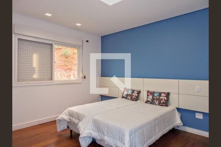 Casa de condomínio à venda com 723m², 5 quartos e 4 vagas