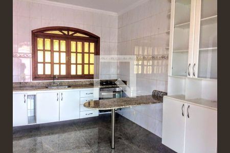 Casa à venda com 3 quartos, 360m² em Jardim Canadá, Nova Lima