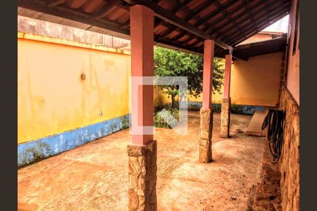 Casa à venda com 3 quartos, 360m² em Jardim Canadá, Nova Lima