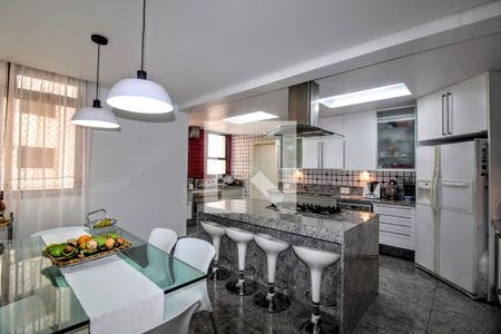 Apartamento à venda com 482m², 4 quartos e 5 vagas