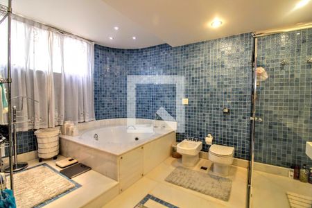 Apartamento à venda com 482m², 4 quartos e 5 vagas