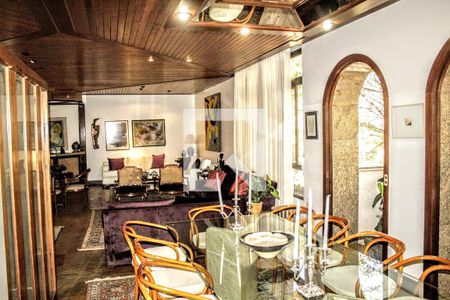 Apartamento à venda com 5 quartos, 300m² em Sion, Belo Horizonte