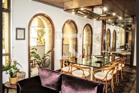 Apartamento à venda com 5 quartos, 300m² em Sion, Belo Horizonte