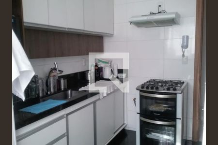 Apartamento à venda com 3 quartos, 83m² em Santa Tereza, Belo Horizonte