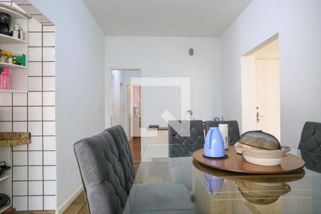 Apartamento à venda com 136m², 3 quartos e 2 vagasCopa