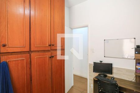 Apartamento à venda com 136m², 3 quartos e 2 vagasQuarto