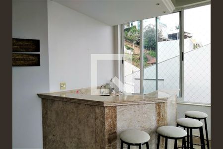 Casa à venda com 4 quartos, 336m² em Vila Castela, Nova Lima