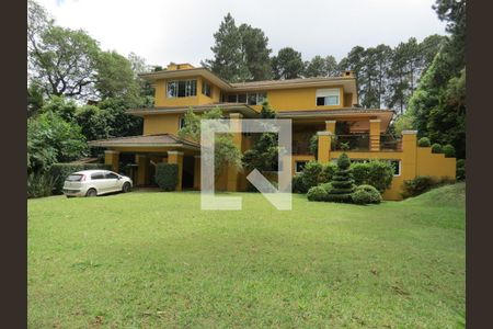 Casa à venda com 570m², 4 quartos e 6 vagas