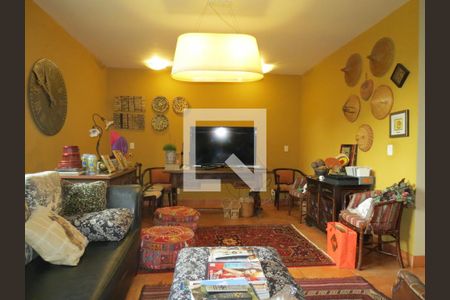 Casa à venda com 4 quartos, 570m² em Morro do Chapéu, Nova Lima