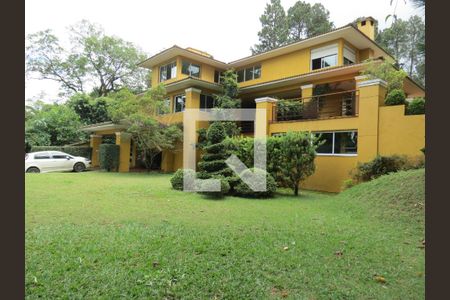 Casa à venda com 570m², 4 quartos e 6 vagas