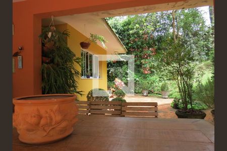 Casa à venda com 570m², 4 quartos e 6 vagas