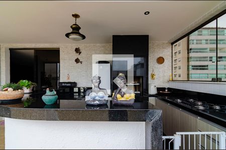 Apartamento à venda com 372m², 4 quartos e 4 vagas