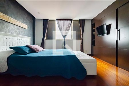 Apartamento à venda com 372m², 4 quartos e 4 vagas