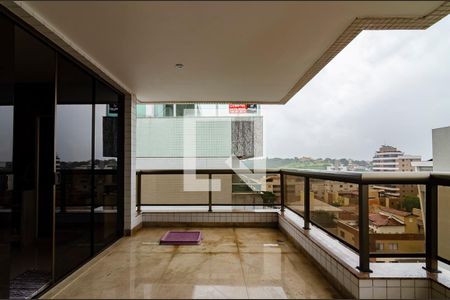 Apartamento à venda com 372m², 4 quartos e 4 vagas