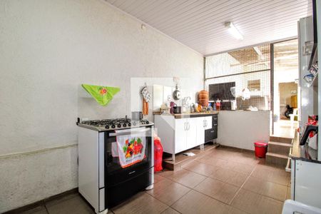 Casa à venda com 3 quartos, 235m² em Betânia, Belo Horizonte