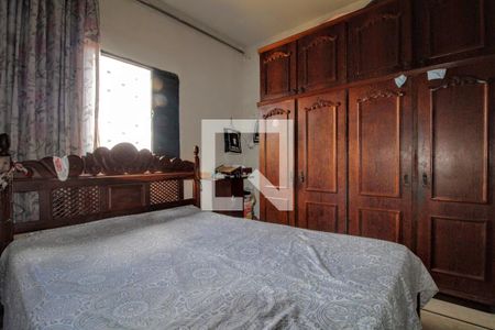 Casa à venda com 3 quartos, 270m² em Salgado Filho, Belo Horizonte