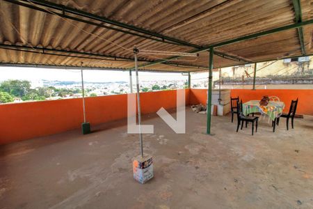 Casa à venda com 3 quartos, 270m² em Salgado Filho, Belo Horizonte