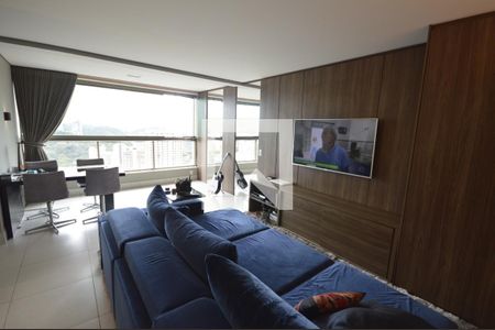 Apartamento à venda com 1 quarto, 62m² em Vila da Serra, Nova Lima