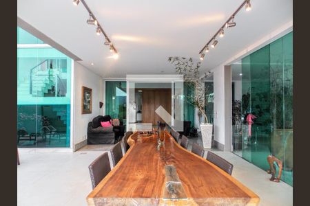 Casa de Condomínio à venda com 5 quartos, 760m² em Alphaville, Nova Lima