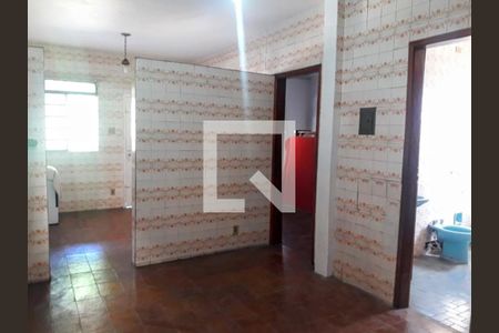 Casa à venda com 3 quartos, 230m² em Salgado Filho, Belo Horizonte