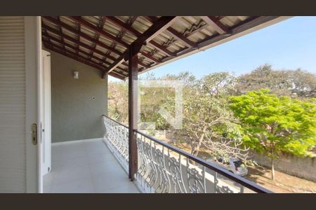 Casa à venda com 3 quartos, 290m² em Havaí, Belo Horizonte