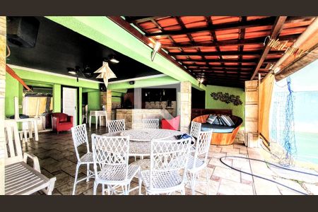 Casa à venda com 434m², 4 quartos e 6 vagas