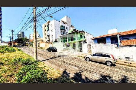 Casa à venda com 434m², 4 quartos e 6 vagas