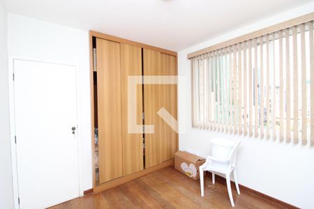 Apartamento à venda com 4 quartos, 260m² em Buritis, Belo Horizonte