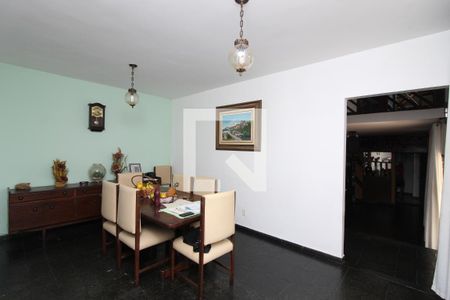 Casa à venda com 4 quartos, 336m² em Jardim América, Belo Horizonte