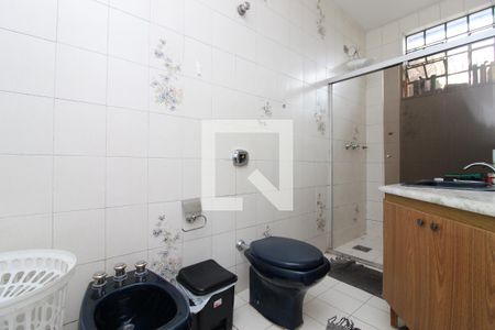 Casa à venda com 336m², 4 quartos e 4 vagas