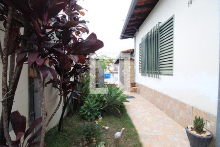Casa à venda com 336m², 4 quartos e 4 vagas