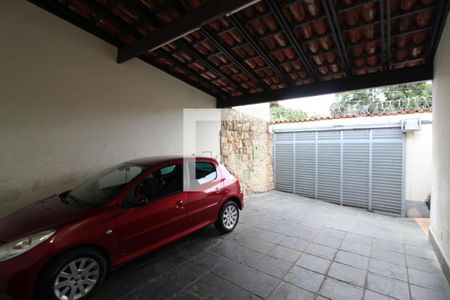 Casa à venda com 336m², 4 quartos e 4 vagas