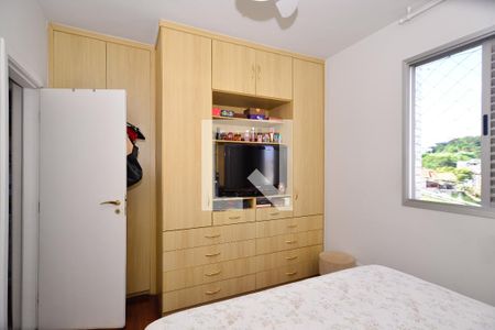 Apartamento à venda com 4 quartos, 180m² em Santa Cruz, Belo Horizonte