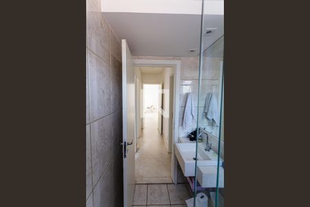 Apartamento à venda com 197m², 3 quartos e 2 vagasBanheiro Social