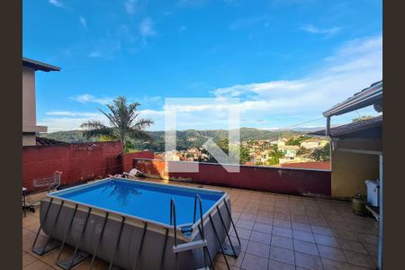 Casa à venda com 265m², 3 quartos e 4 vagas