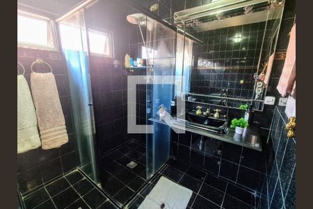 Casa à venda com 265m², 3 quartos e 4 vagas