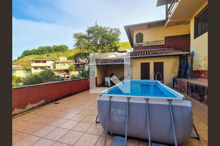 Casa à venda com 265m², 3 quartos e 4 vagas