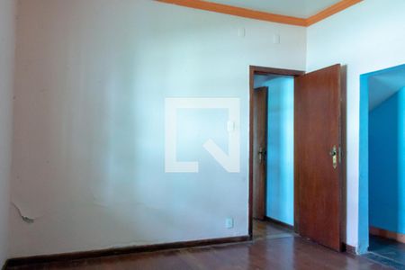 Casa à venda com 328m², 5 quartos e 4 vagas