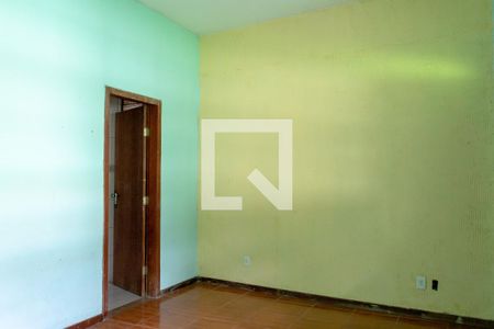 Casa à venda com 328m², 5 quartos e 4 vagas