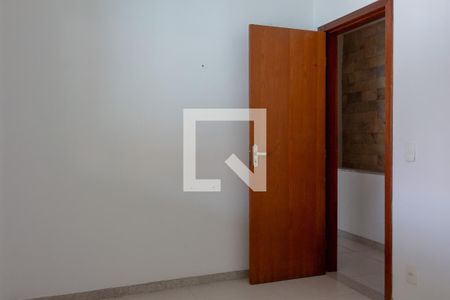 Casa à venda com 328m², 5 quartos e 4 vagas