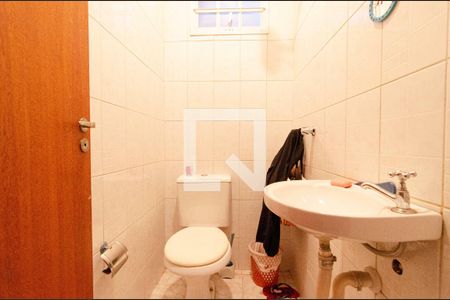 Casa à venda com 232m², 4 quartos e 4 vagas